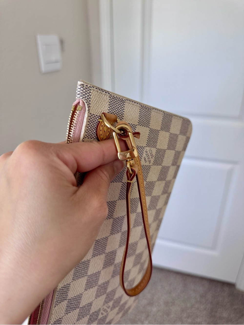 Authentic Louis Vuitton Damier Azur Zip Pouch - Picture 7 of 11